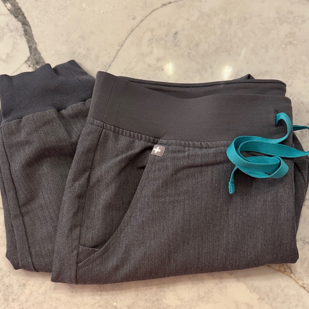 Figs Zamora Jogger Scrub Pants - Graphite